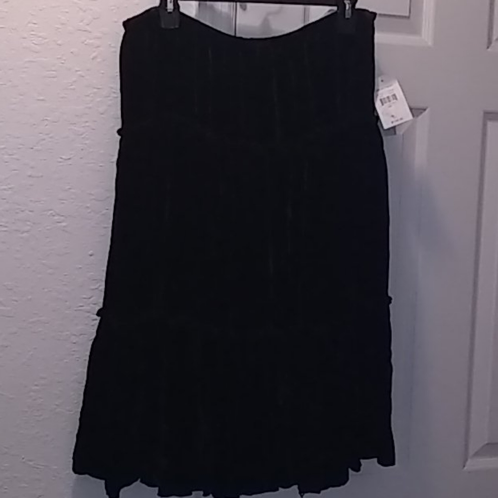 Ladies Velour Skirt